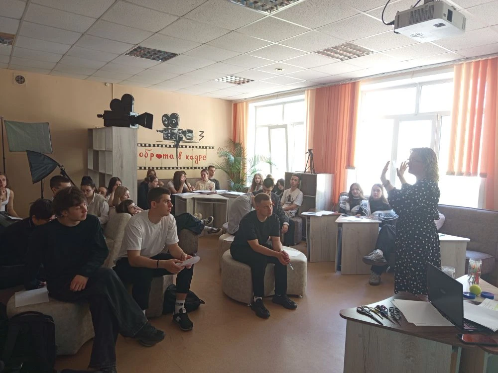 🎓 Стоп, тревога! Как наши выпускники учились справляться со стрессом перед ЕГЭ Сегодня для наших оди