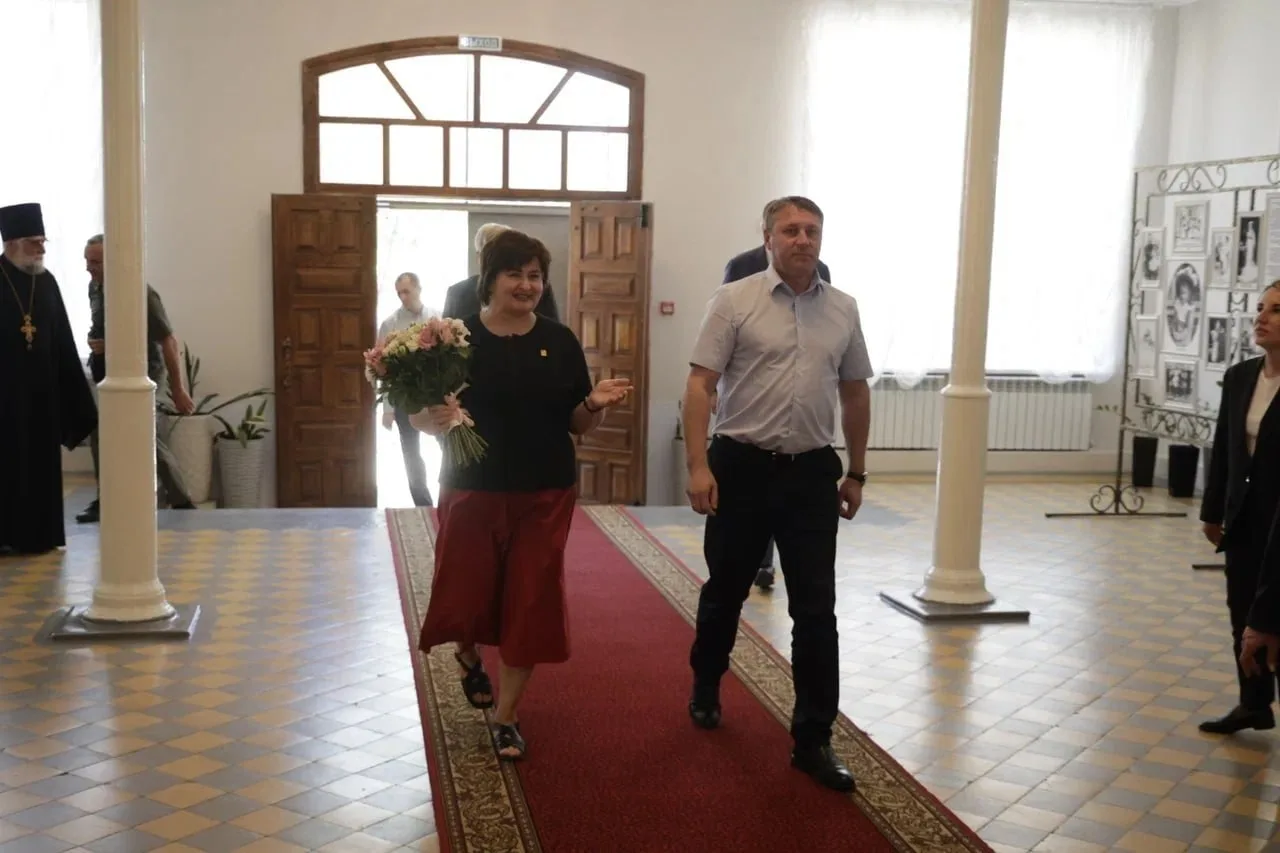 Врио губернатора Белгородской области во время рабочей поездки в Новооскольский округ заехал в родну