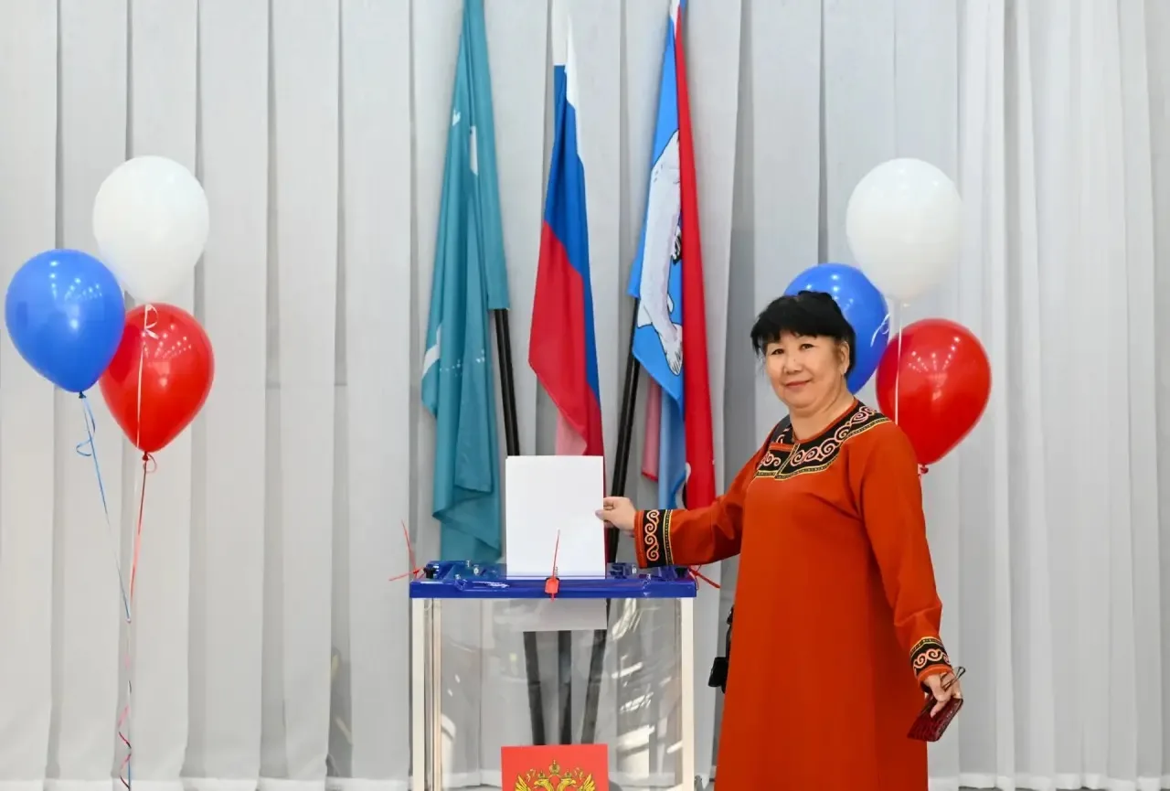 🗳️ В Ногликском районе продолжается голосование