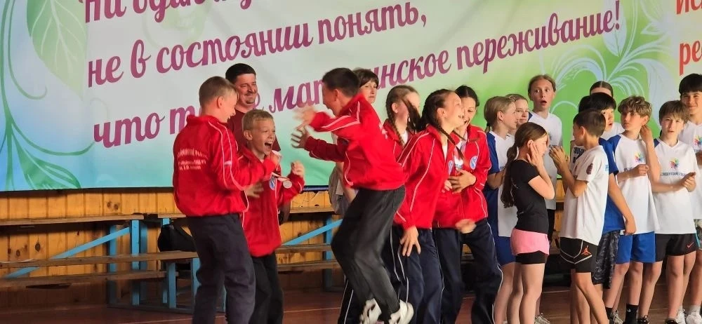 ИСТОРИЧЕСКАЯ ПОБЕДА: 6А КЛАСС — ЛУЧШИЙ В РЕСПУБЛИКЕ! 🇷🇺  Майминская средняя общеобразовательная школ