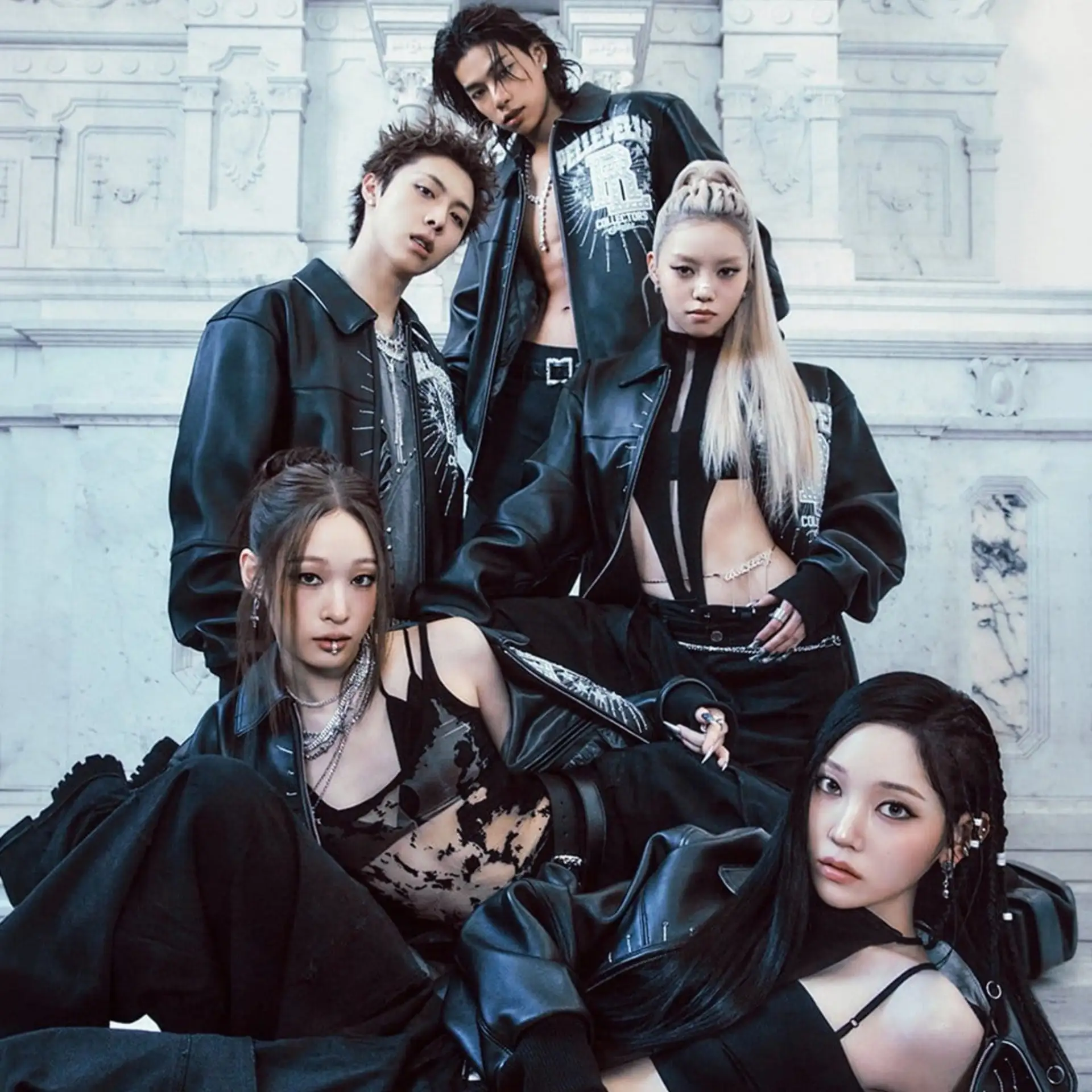 🤩 альбом ‘CRASH’ сегодня занял 2-е место среди самых продаваемых k-pop альбомов в iTun...