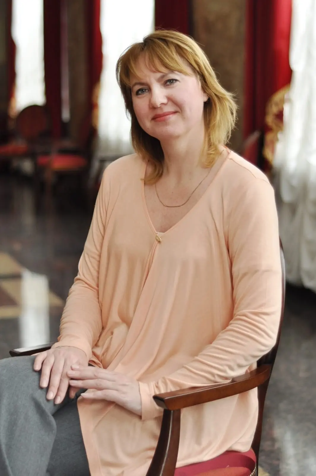 🥳Сегодня мы поздравляем с Днем рождения Эльвиру Борисовну Чичканову, воспитателя нашей...