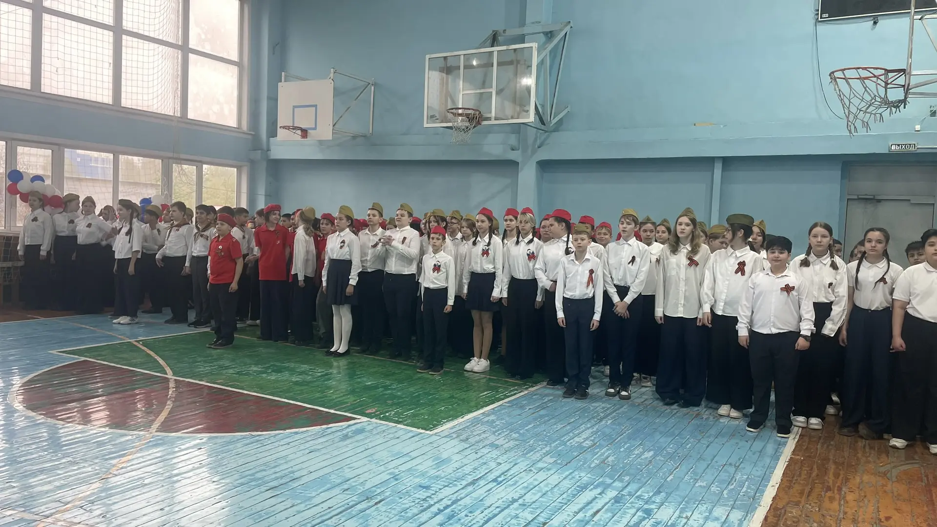 🎉 Смотр строя и песни "Аты-баты" в 5 классах 🎉  Дорогие ученики, учителя и родители!  Сегодня в наше