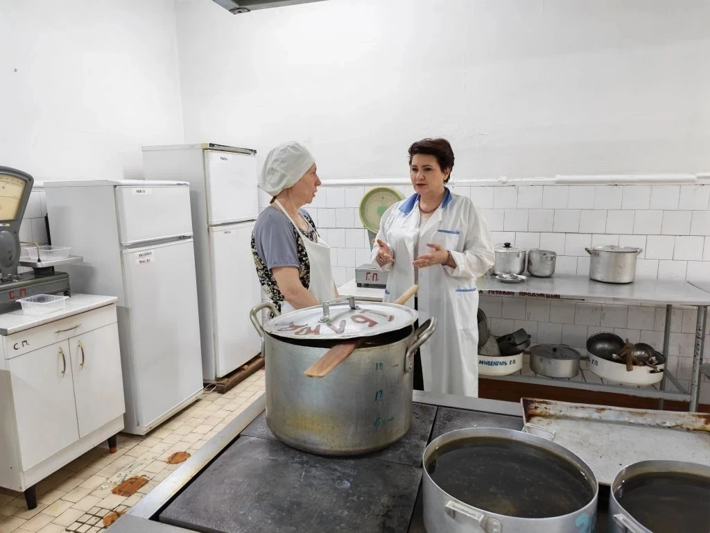 В рамках единого дня административной работы «Школа - сад», директор лицея Жукова Татьяна Владимиров