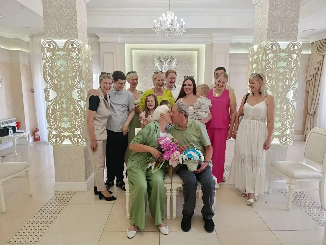 ♥️ Супругов Купцовых из Солнечногорска поздравили с 50-летием совместной жизни

Они расписались в на