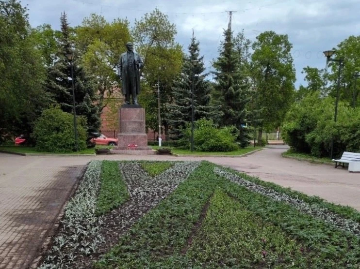 Сквер на улице Сургина в Кронштадте украсит необычный цветник.