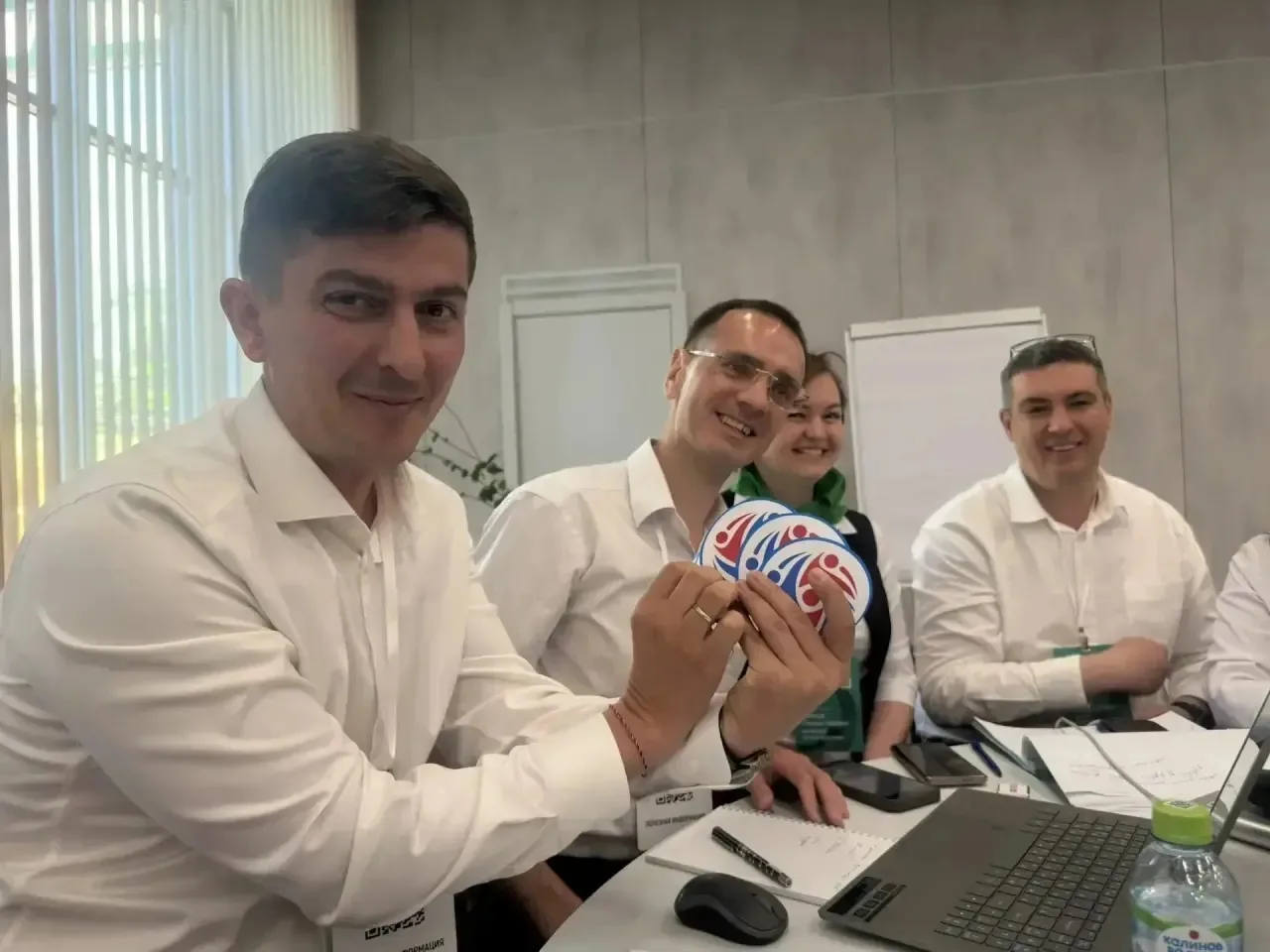 🎥 13 лиц, одна команда, первое знакомство

Позади — презентация команд на Открытом кубке Амурской о