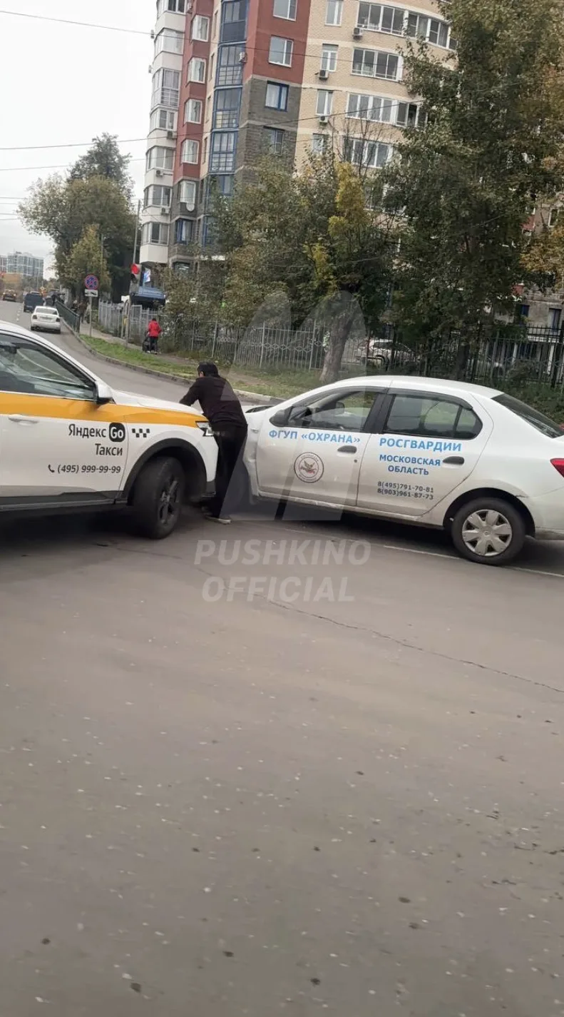 Снова авария у магазина Смарт на западной стороне
