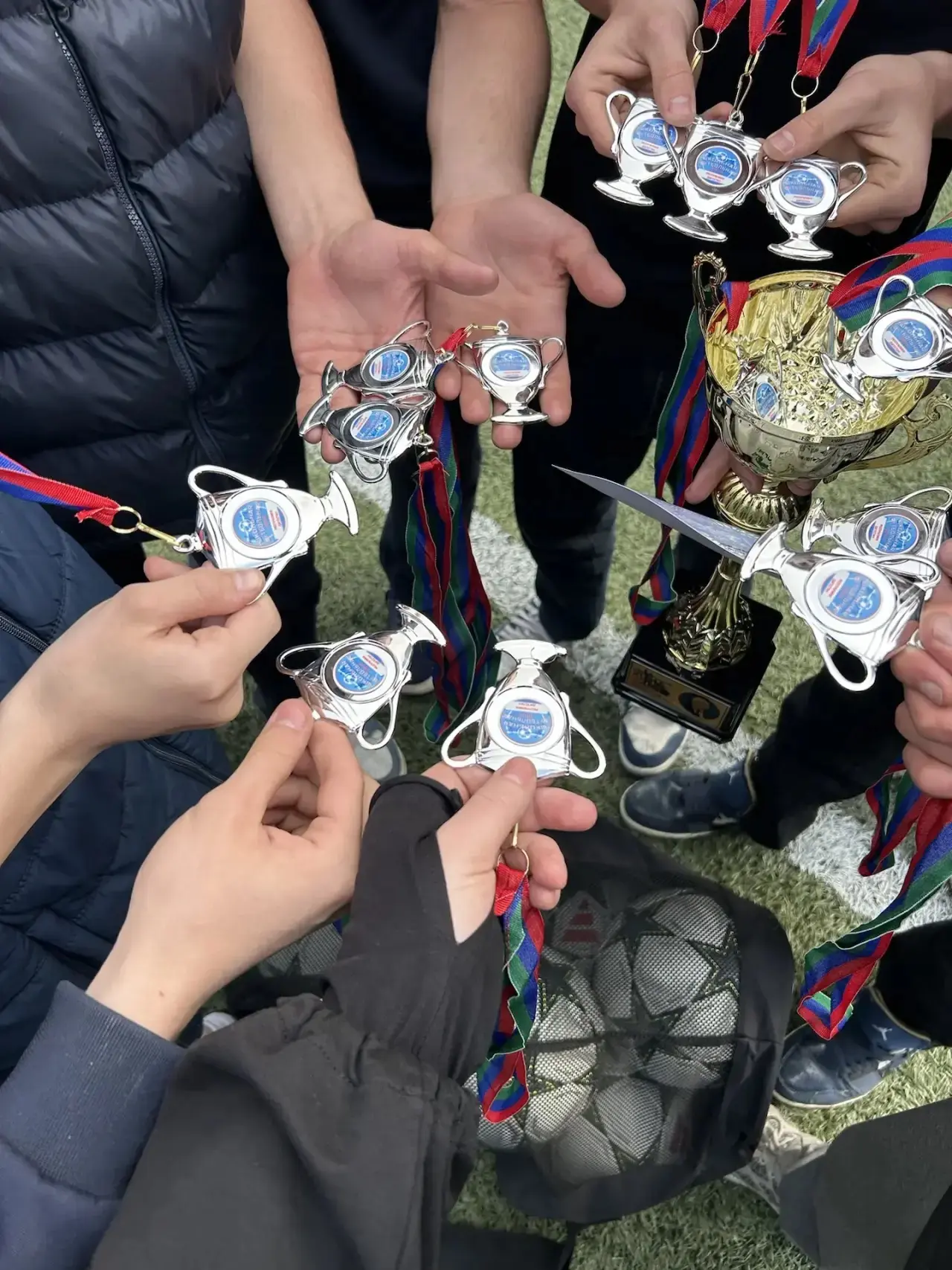 Сегодня, 7 мая 2026 года, мы завершили пятый юбилейный сезон Школьной Футбольной Лиги (ШФЛ) и можем 