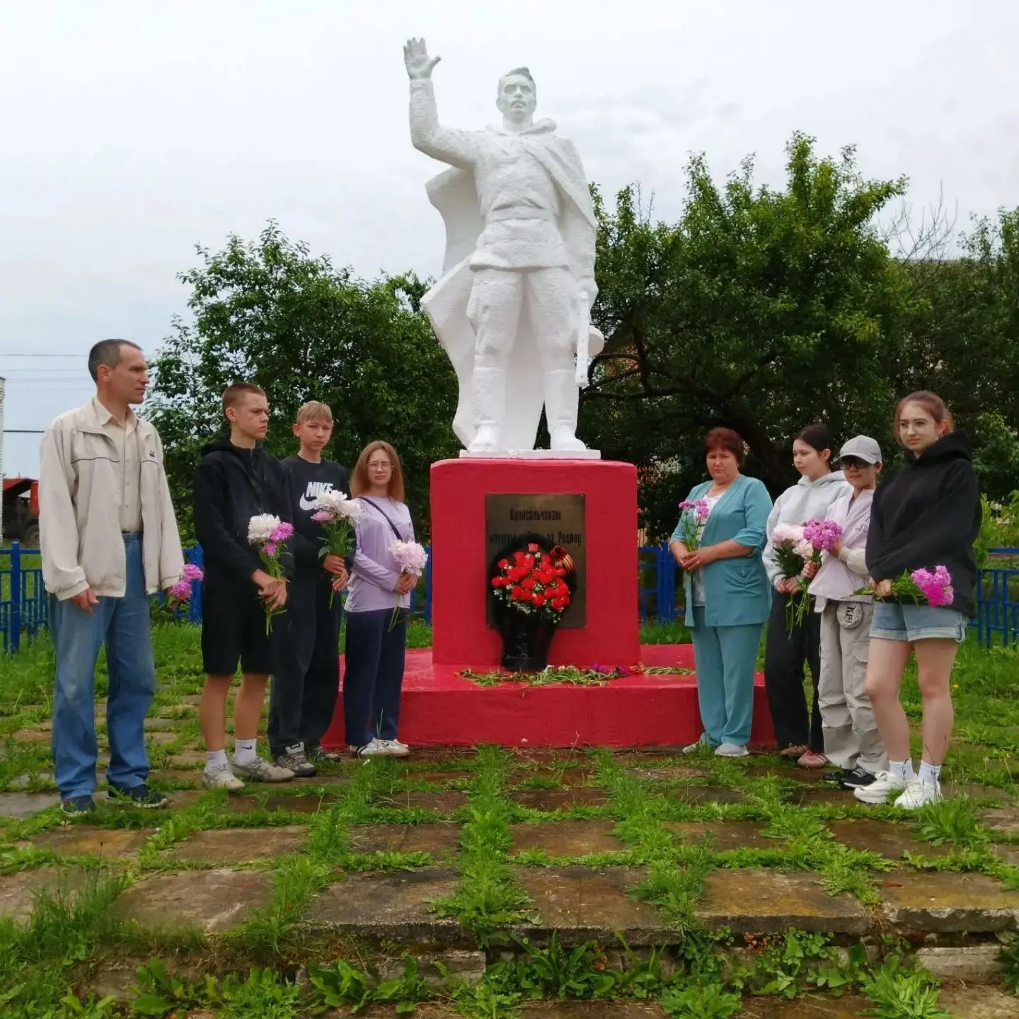 🕯 22 июня 2026 года, в День памяти и скорби, в деревне Лобжа состоялось памятное мероприятие с учас