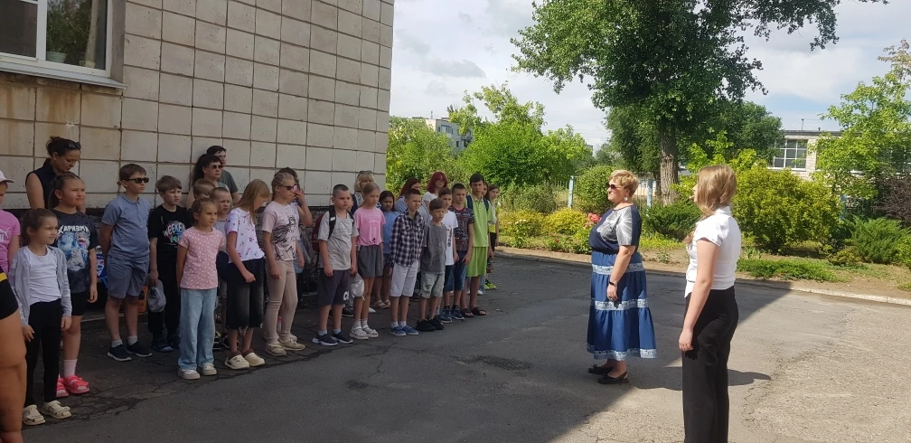 Сегодня День памяти и скорби! 22 июня. День в мастерской начался с торжественной линейки, где прозву