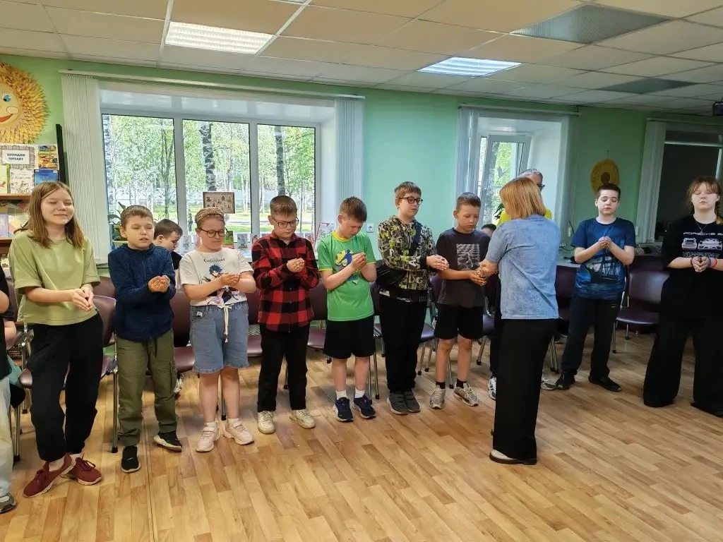 🌟Библиотека «Капелька солнца»! 🌟

Ребята из нашего школьного ДОЛ с гордостью приняли участие в тур