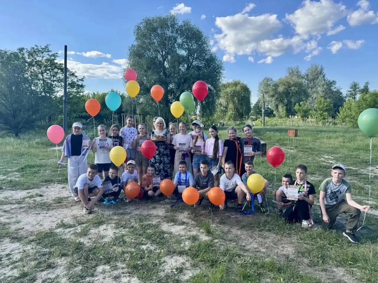 🎊 УРА! Ученики 4 «Г» успешно закончили учебный год и переходят в пятый класс! 🎊  Ребята, вы — настоя