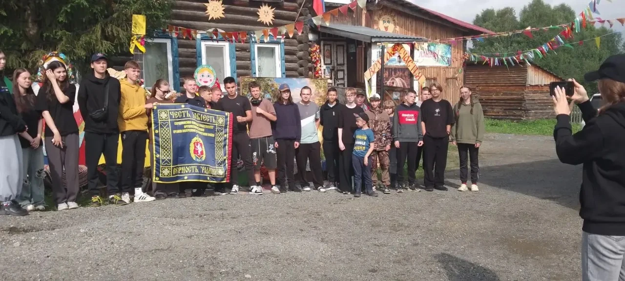 Вода, весла и новые горизонты: воспитанники ГКУ "СРЦН Невьянского района" покорили Чусовую! 
15 июля