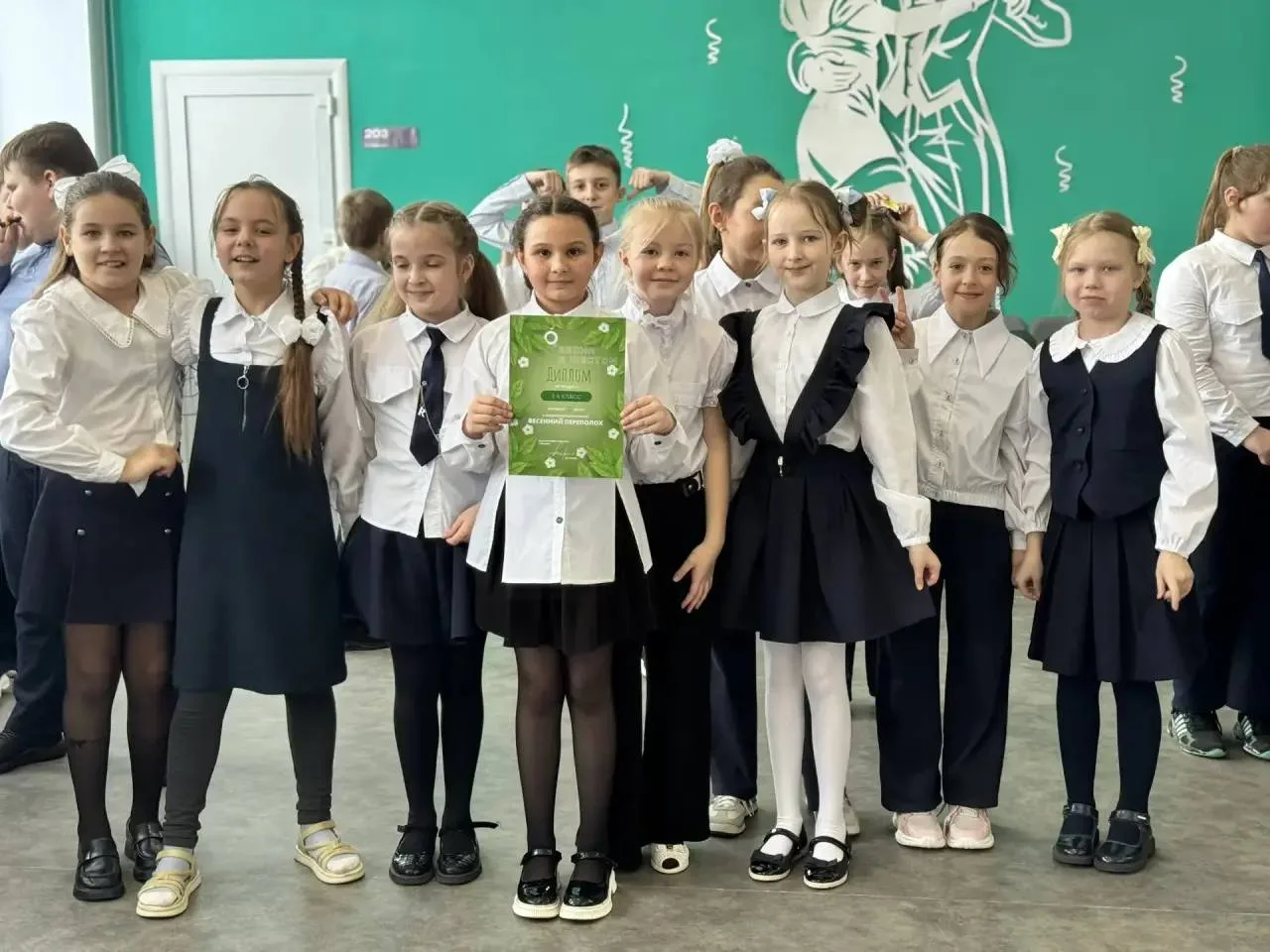 🌸 Весенний переполох в начальной школе! 🌸  На минувшей неделе в нашем лицее царила невероятная атмос