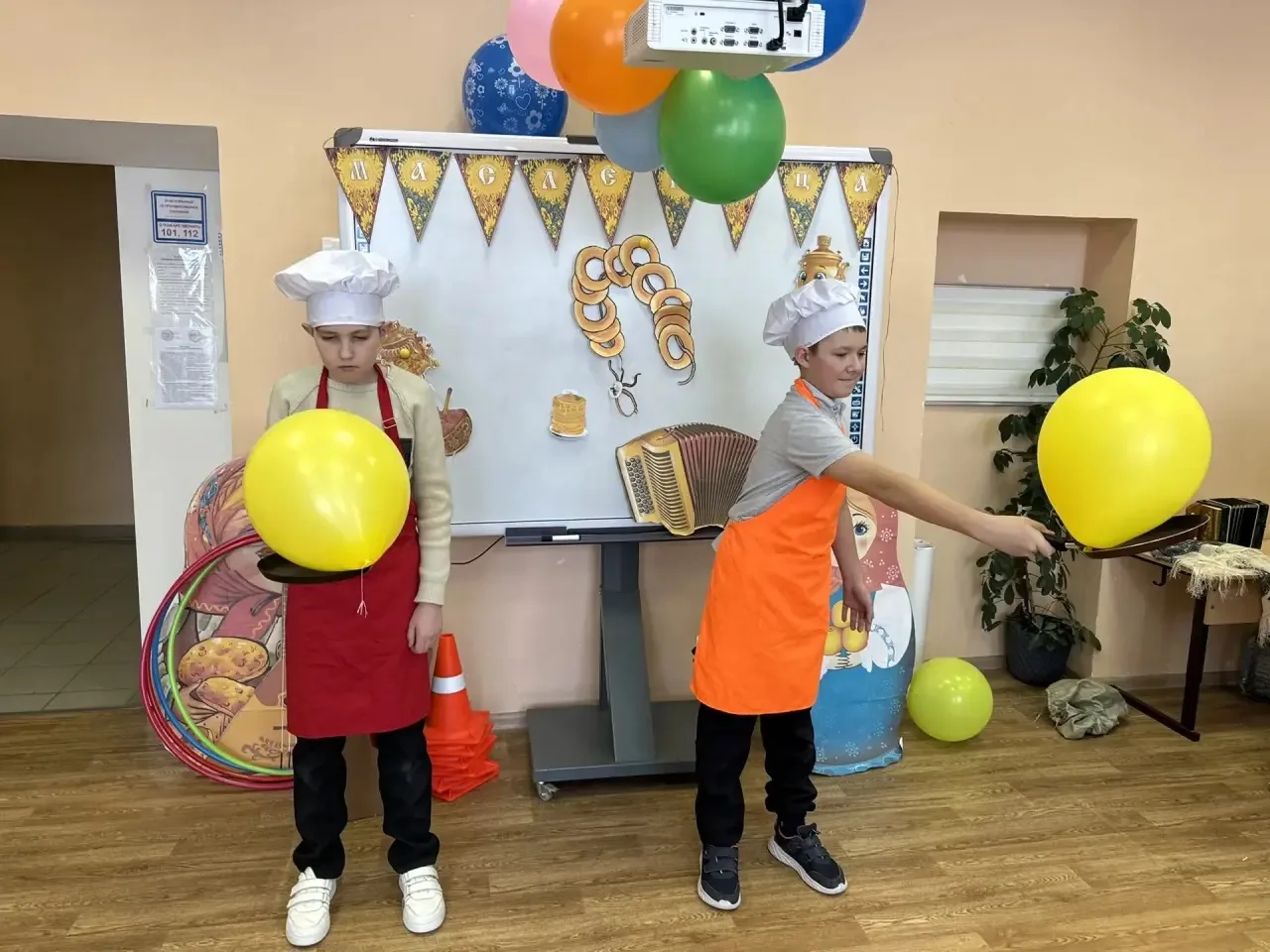 🥞 Масленица в Ромодановских двориках   🙃 19 февраля в  4 «В» классе состоялся настоящий масленичный 