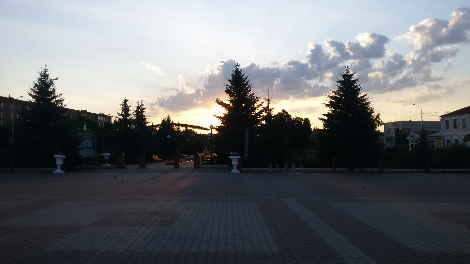 📸 Лето в кадре: как восьмиклассники открывали красоту родного края

В нашей школе прошёл яркий и вд