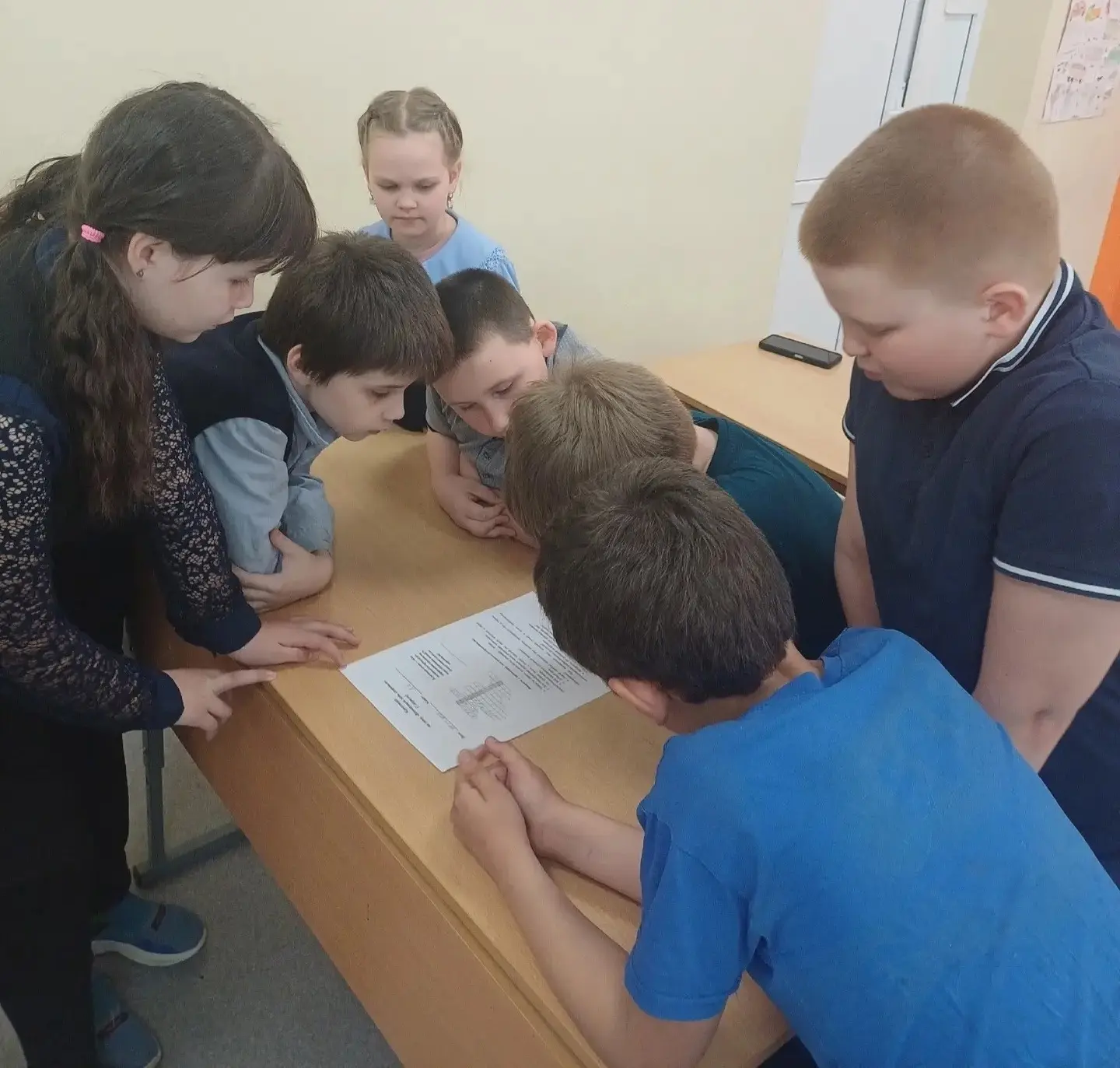 ✨ В рамках недели профилактики «Азбука ЗОЖ» ученикам со 2 по 11 классы предстояло разга...