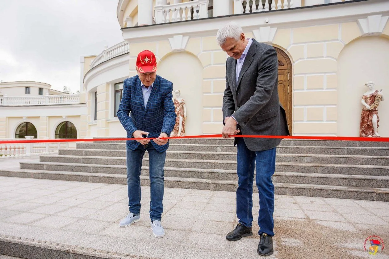 На Колыме открылся обновлённый курорт с термальными водами «Талая»

После реконструкции в санатории 