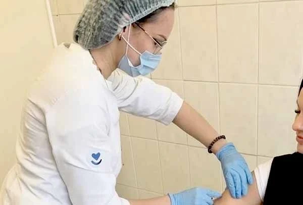 В России зарегистрирована вакцина от аллергии на пыльцу березы