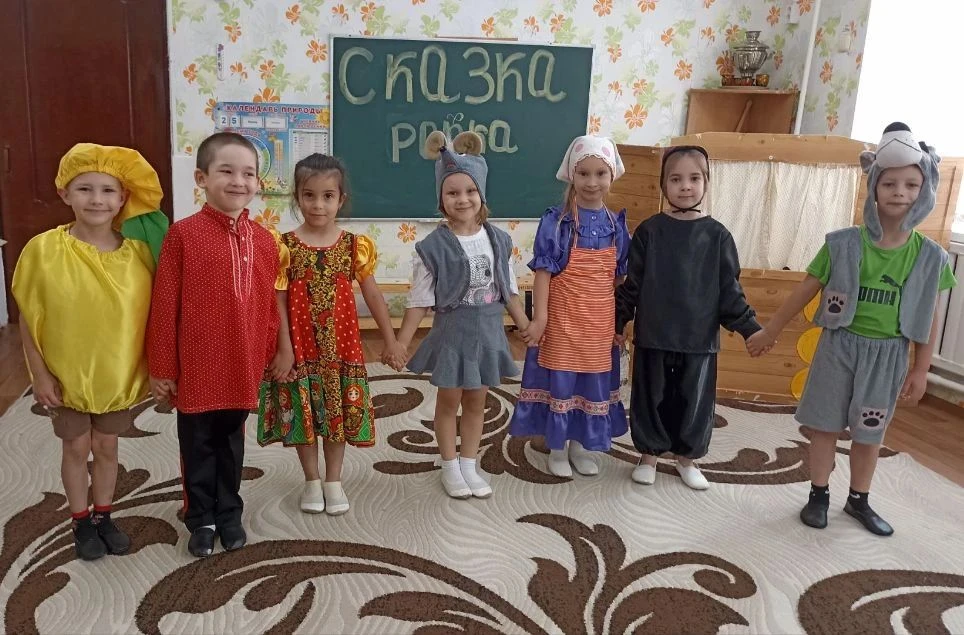 В МБДОУ д/с № 9 г. Кропоткин МО Кавказский район, в подготовительной группе "Сказка"" с...