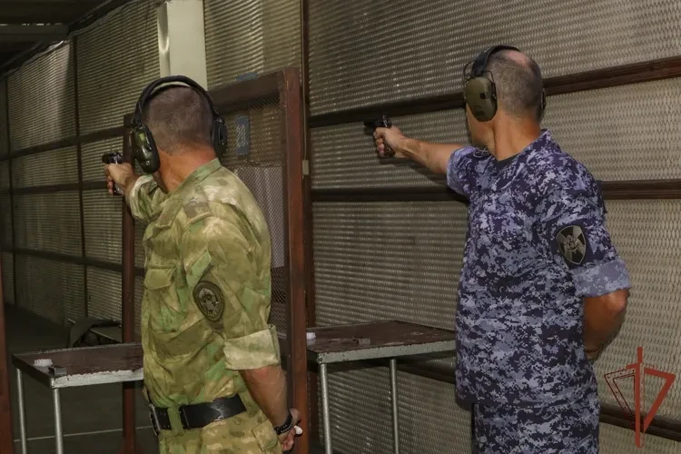 💪Росгвардейцы из Крыма заняли первые места в чемпионате по военно-спортивному многоборью