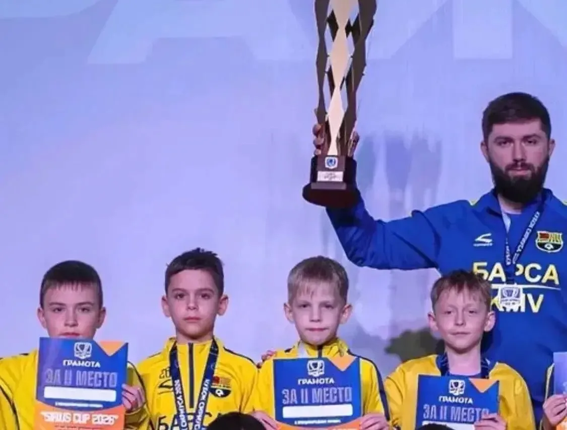 ⚽ НАШИ ФУТБОЛИСТЫ — СЕРЕБРЯНЫЕ ПРИЗЁРЫ ВСЕРОССИЙСКОГО ТУРНИРА SIRIUS CUP 2026!  С 25 по 30 марта в г