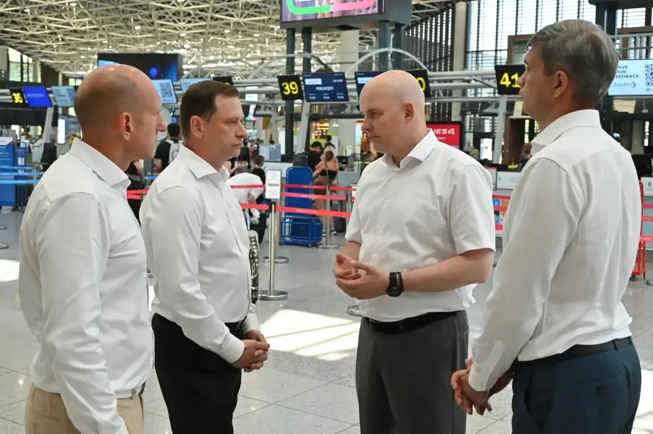 🛫 Посетил международный аэропорт Сочи, чтобы проверить, как организована работа авиага...