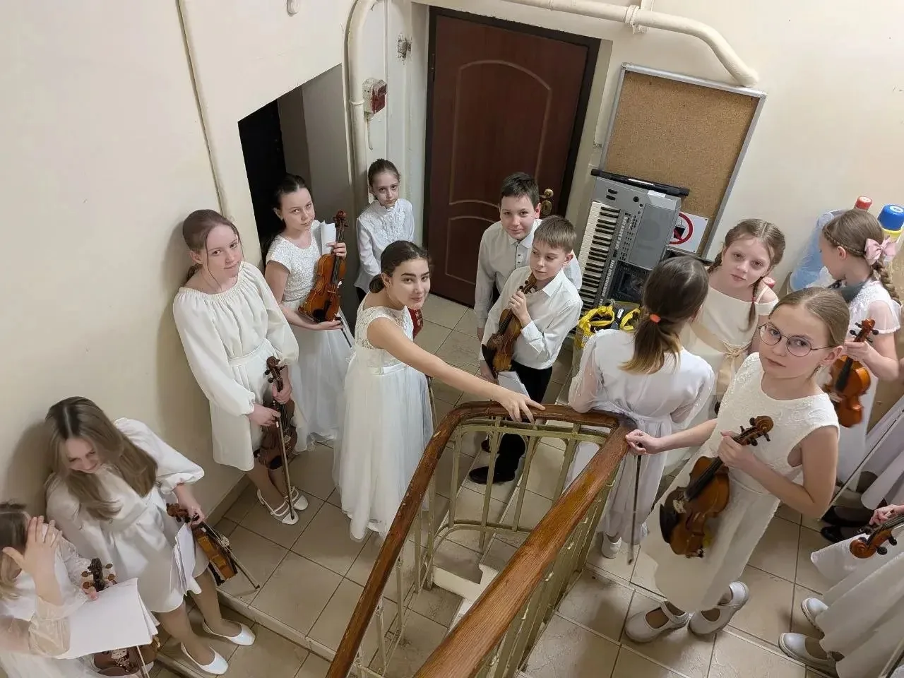 ЗВУЧИТ МОСКВА 🎶   Ученик 5 класса «Л» Корнеев Игорь с 25 апреля в составе оркестра "Крещендо" Центра