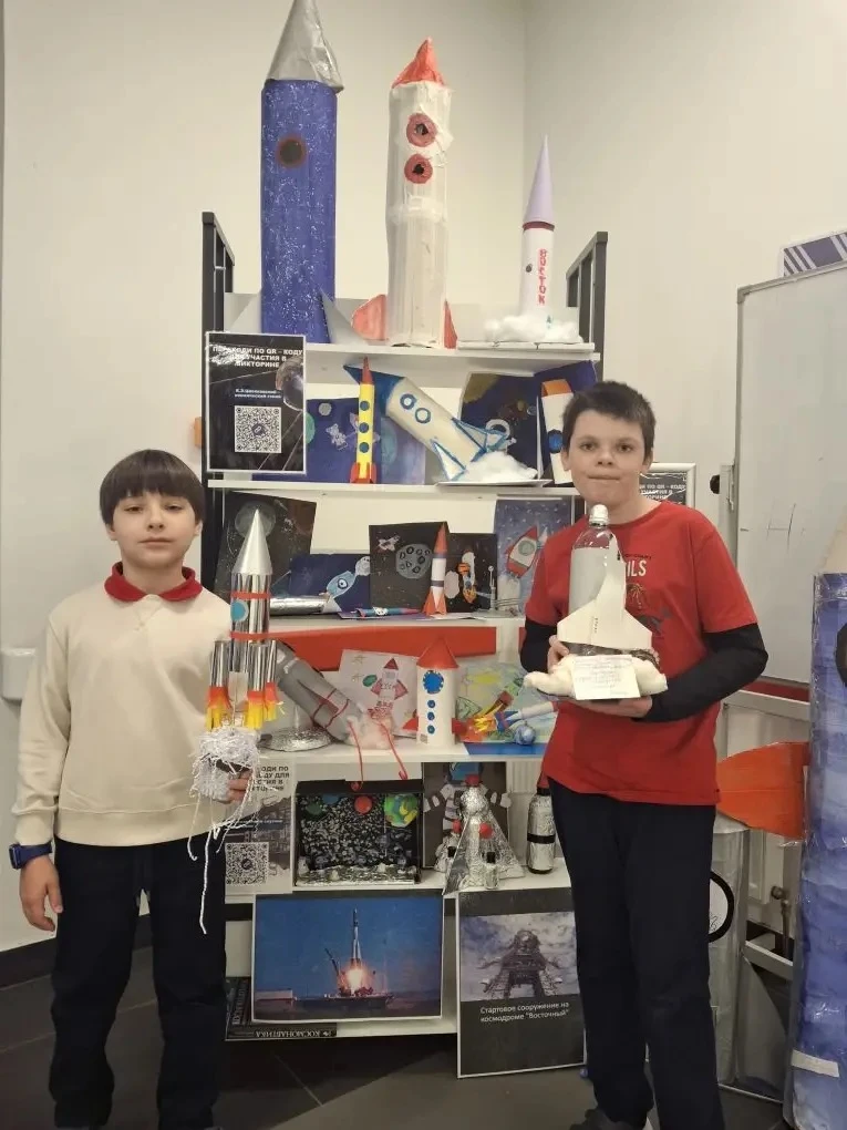 Космическая неделя в школе: погружение в мир звезд и открытий  🚀 С 6 по 12 апреля в нашей школе прош