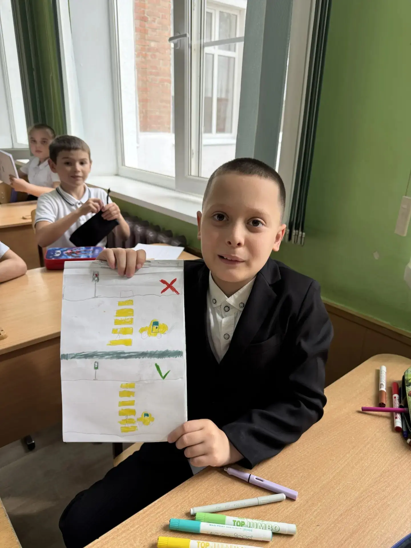 БЕЗОПАСНОСТЬ НА ДОРОГАХ   ✏️22 мая в 3 «Г» классе прошло мероприятие, посвященное безопасности на до