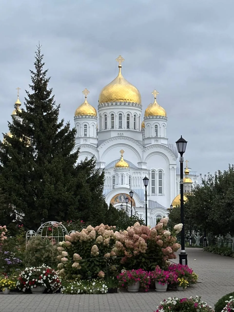 ✨ 27 ИЮНЯ — особый день: День Собора Дивеевских святых! ✨

🙏В этот день в Серафимо - Дивеевском мон