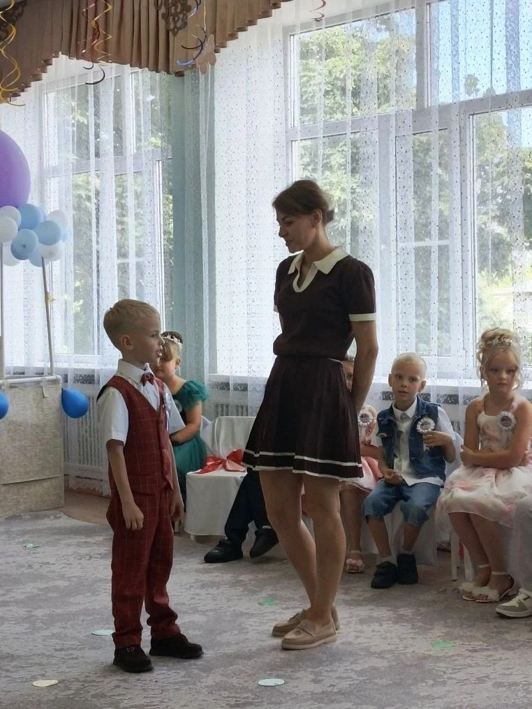 🎉 Сегодня в детском саду прошел выпускной "В страну Знаний на воздушном шаре"! 🎈 Юные...