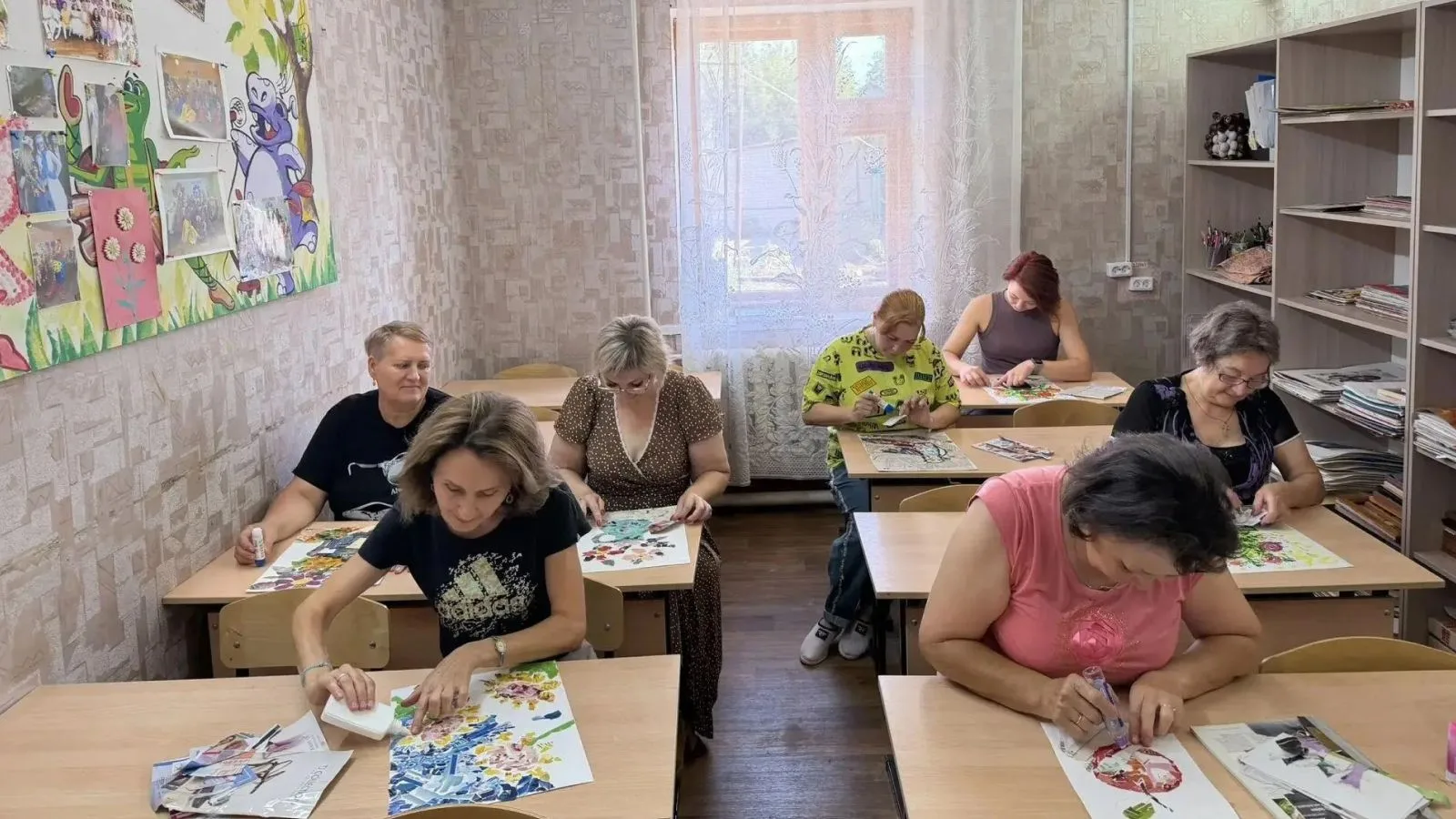 Участники клуба «Ветеран» при центре общения старшего поколения в рамках программы «Акт...