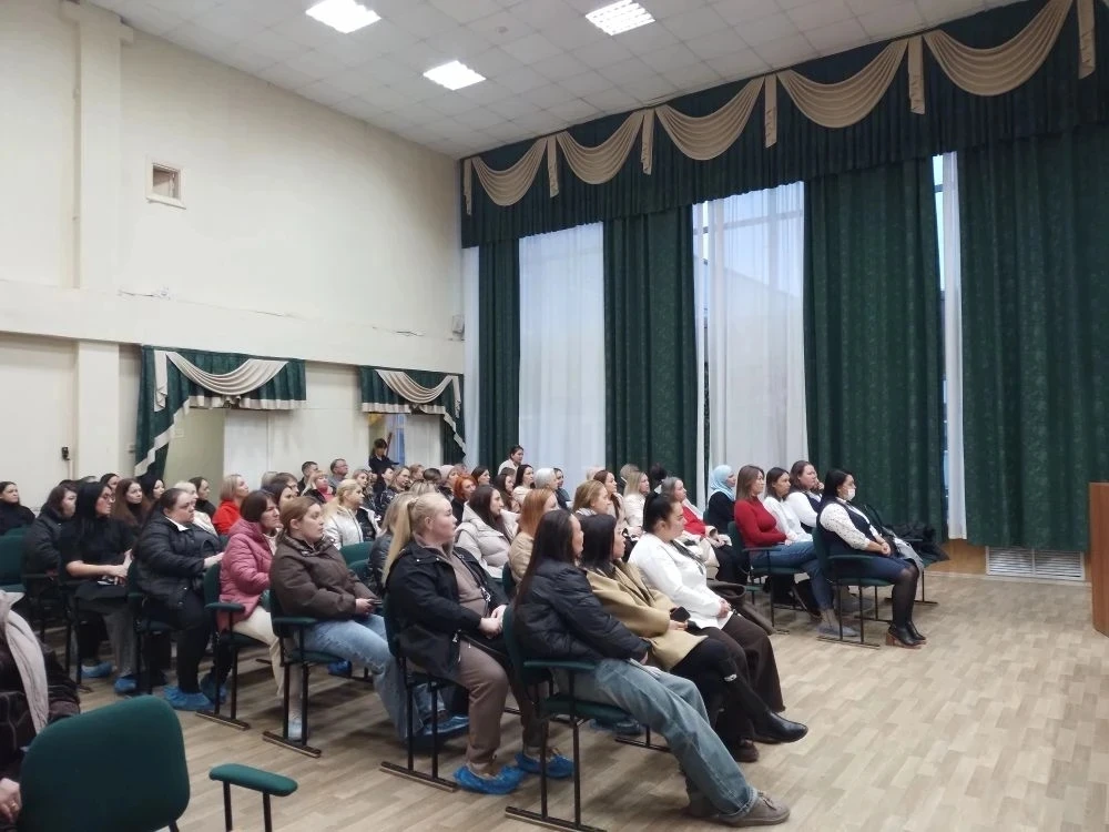26 марта в МБОУ «СОШ №33» классов состоялось родительское собрание для родителей учащихся 8-х классо