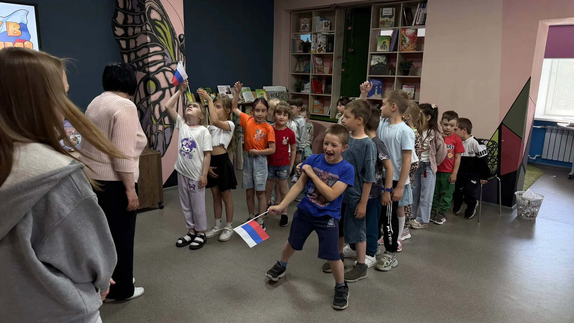 🇷🇺 Новый день в лагере «Хочу все знать» #гимназиячегдомын

Сегодня ребята отправились в детскую би