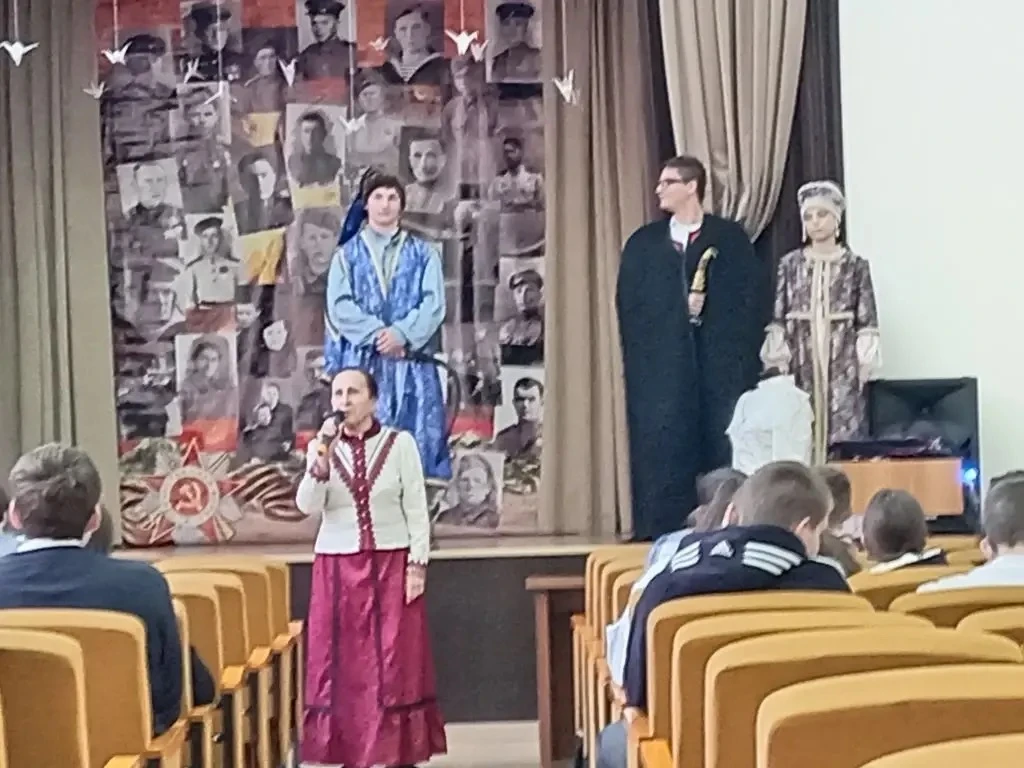 🏛 «Имя этому народу — казаки!»  Нашу школу посетили представители Старочеркасского музея с познавате