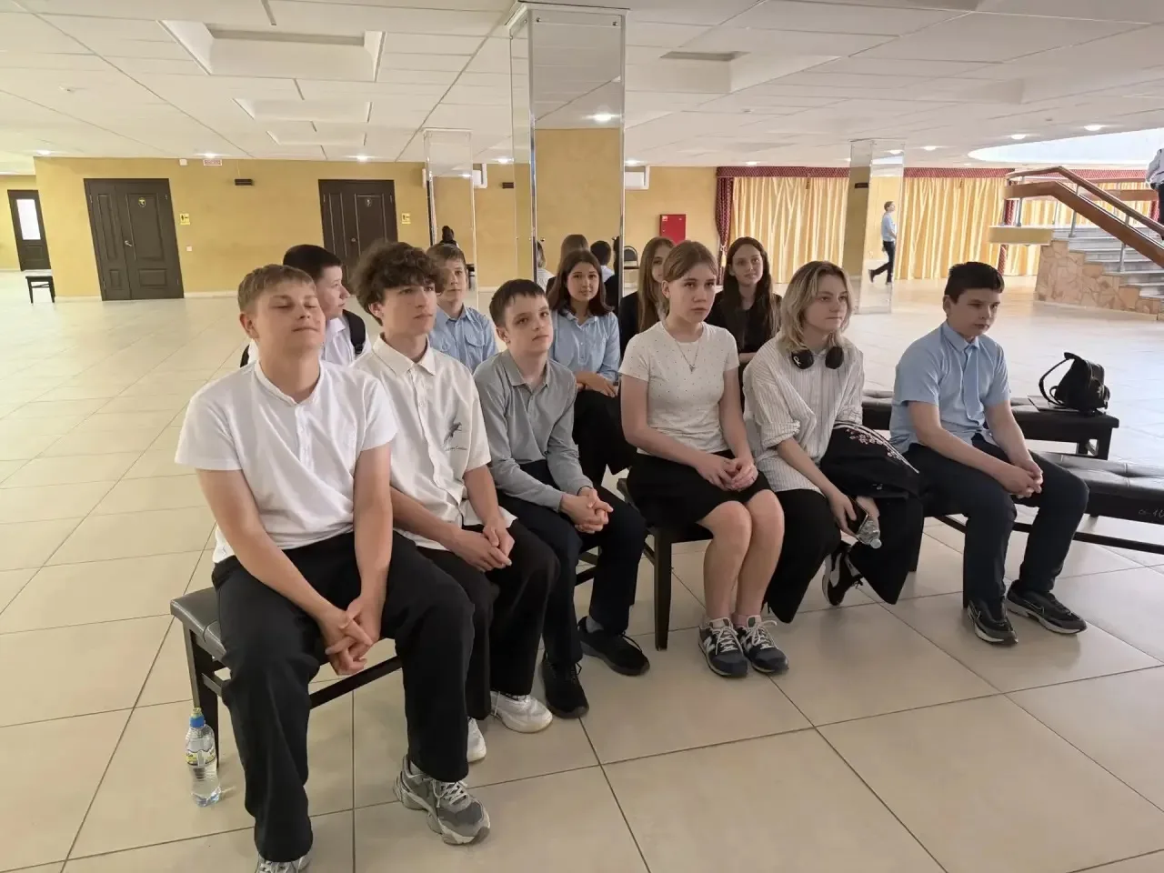 🏆 НАША ШКОЛА — ПОБЕДИТЕЛЬ ВИКТОРИНЫ «МОЗАИКА НАРОДОВ РОССИИ»: ШАГ К ЗВАНИЮ АБСОЛЮТНОГО ПОБЕДИТЕЛЯ! 🏆