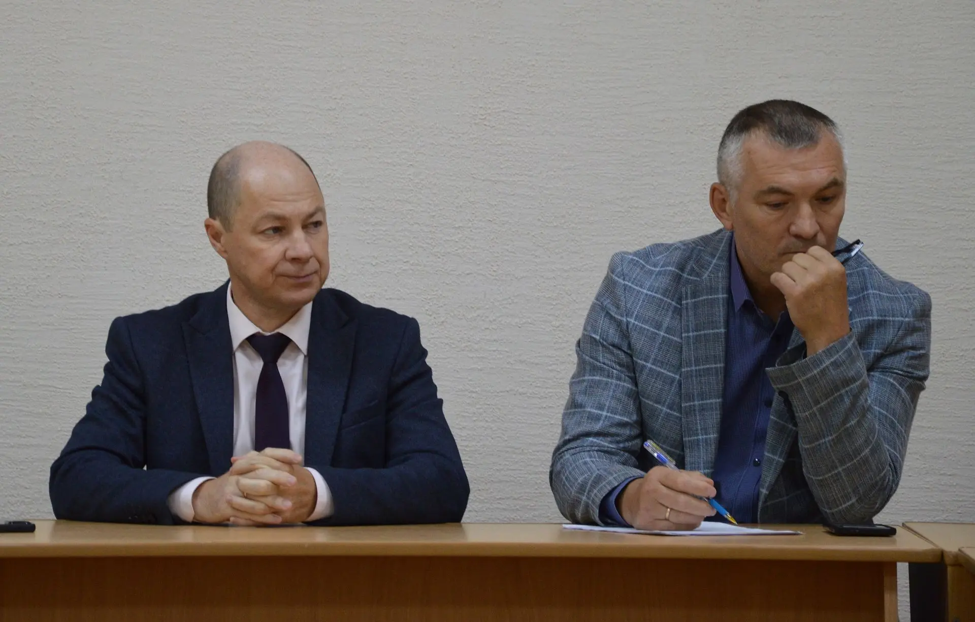 До наступления Нового года остаётся чуть больше 100 дней. Начинаем готовиться.👇