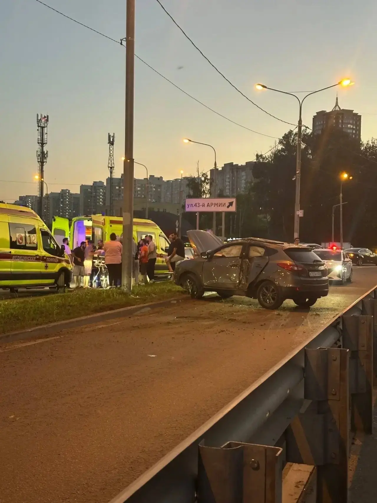 😢 Женщину увезли на реанимации, по данным подольчанина признаки жизни подавала.