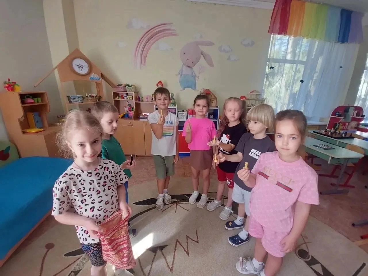 Один из полезных праздников лета — Международный день шахмат ♟️. 
📌 Этот вид спорта удивительным об