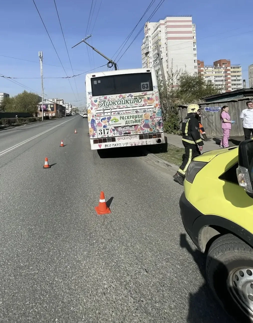 Прокуратура города Омска взяла на контроль установление обстоятельств ДТП с пассажирским транспортом