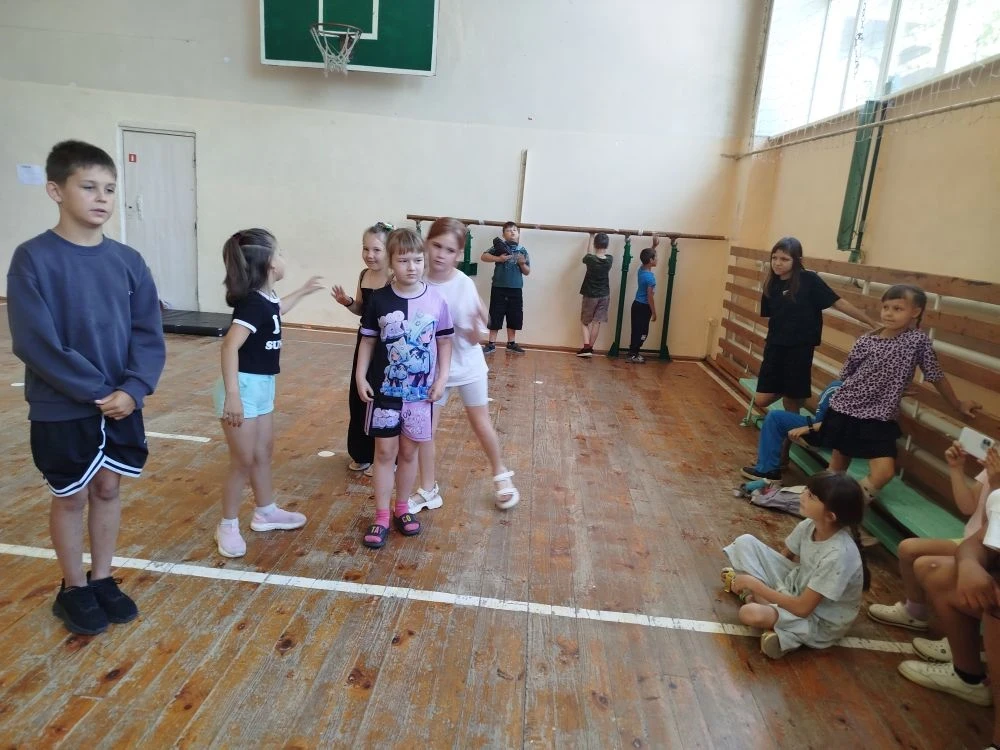 Восьмой день лета в оздоровительном лагере «Веселые ребята» ознаменовался грандиозным «Днем Рекордов