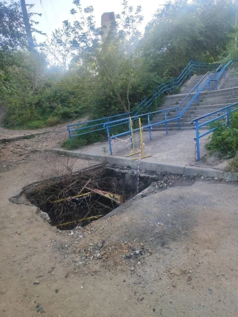 На Борисенко 102 открылся портал в Нарнию