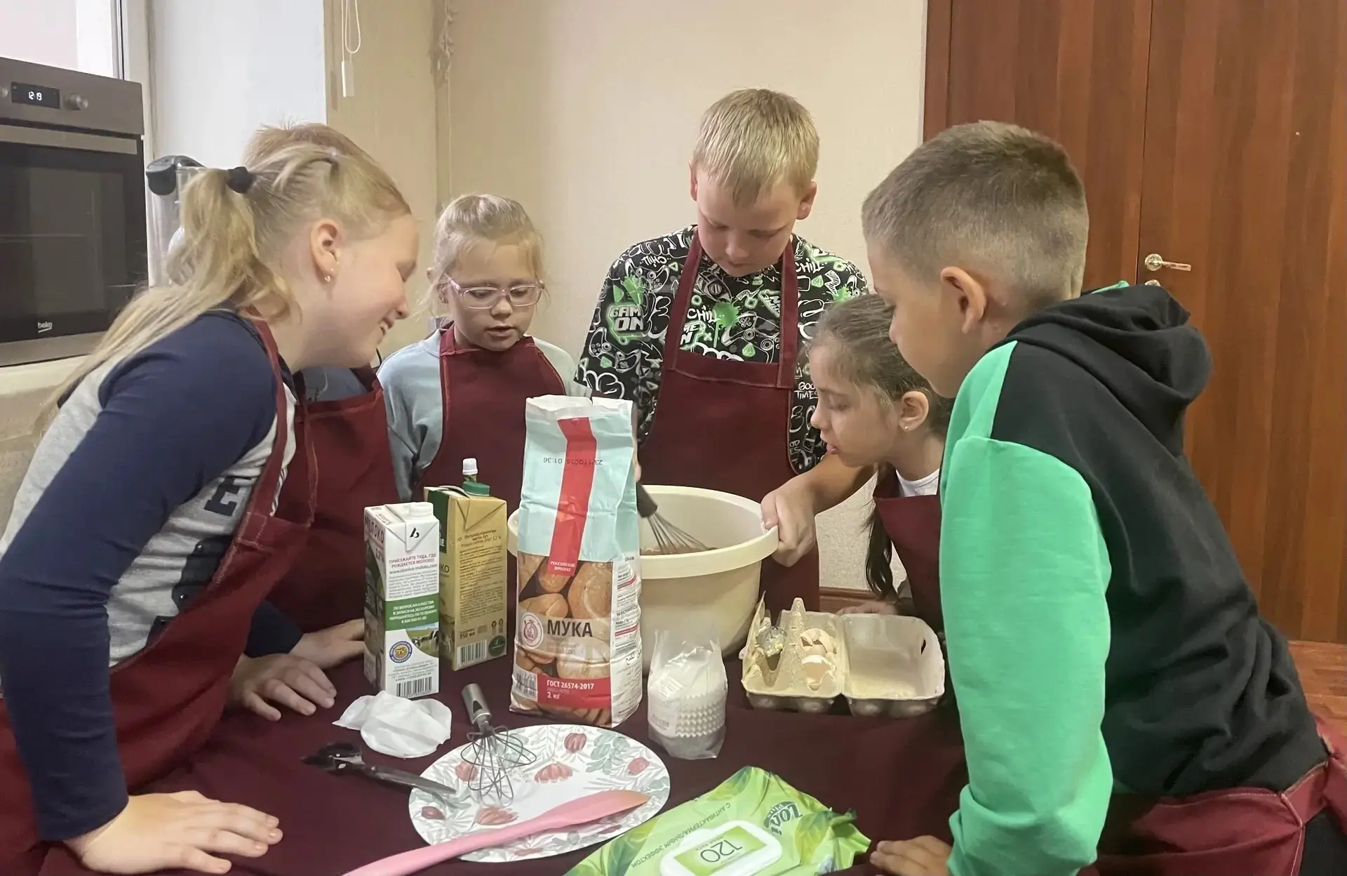 🌟В Дом культуры им. А.А. Косякова на кулинарный мастер-класс «Маффины» пришли ребята из лагеря днев