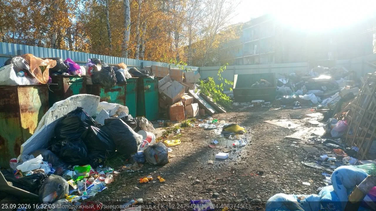На прошлой неделе силами МКУ «ХЭС» и ООО «РТ-НЭО» были вывезены строительные и растител...