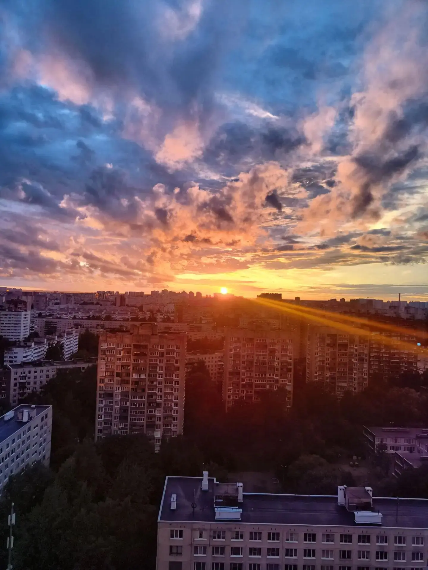 Среда — это маленькая пятница ☺.