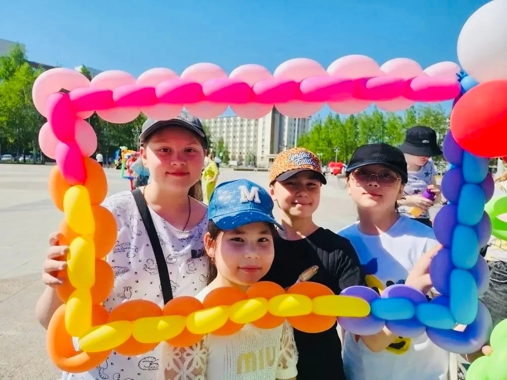 🗓️День в нашем лагере выдался еще более насыщенным и интересным!
🌞После сытного и вкусного завтрак