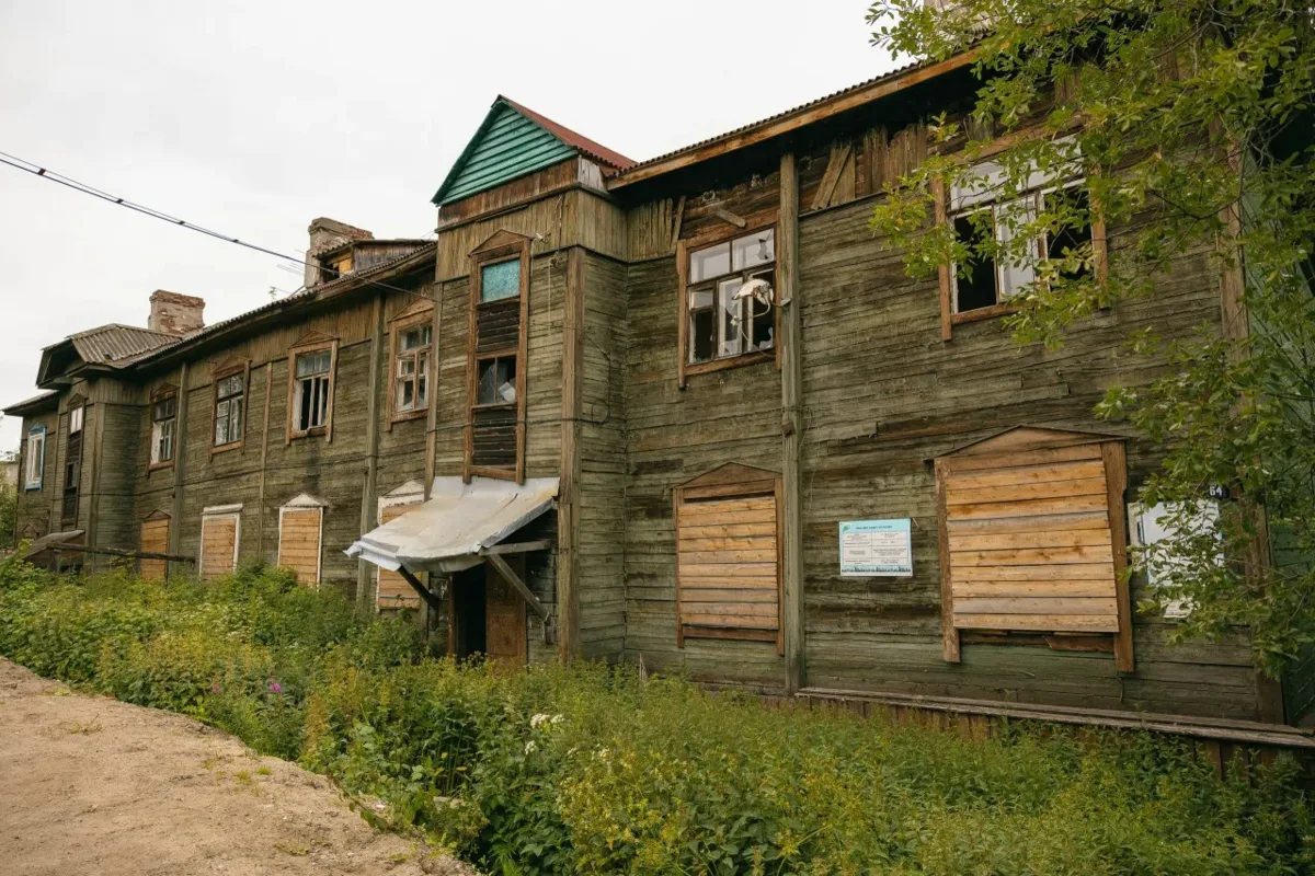 🏚️Один деревянный дом оставят в Мурманске в качестве памятника - Иван Лебедев
