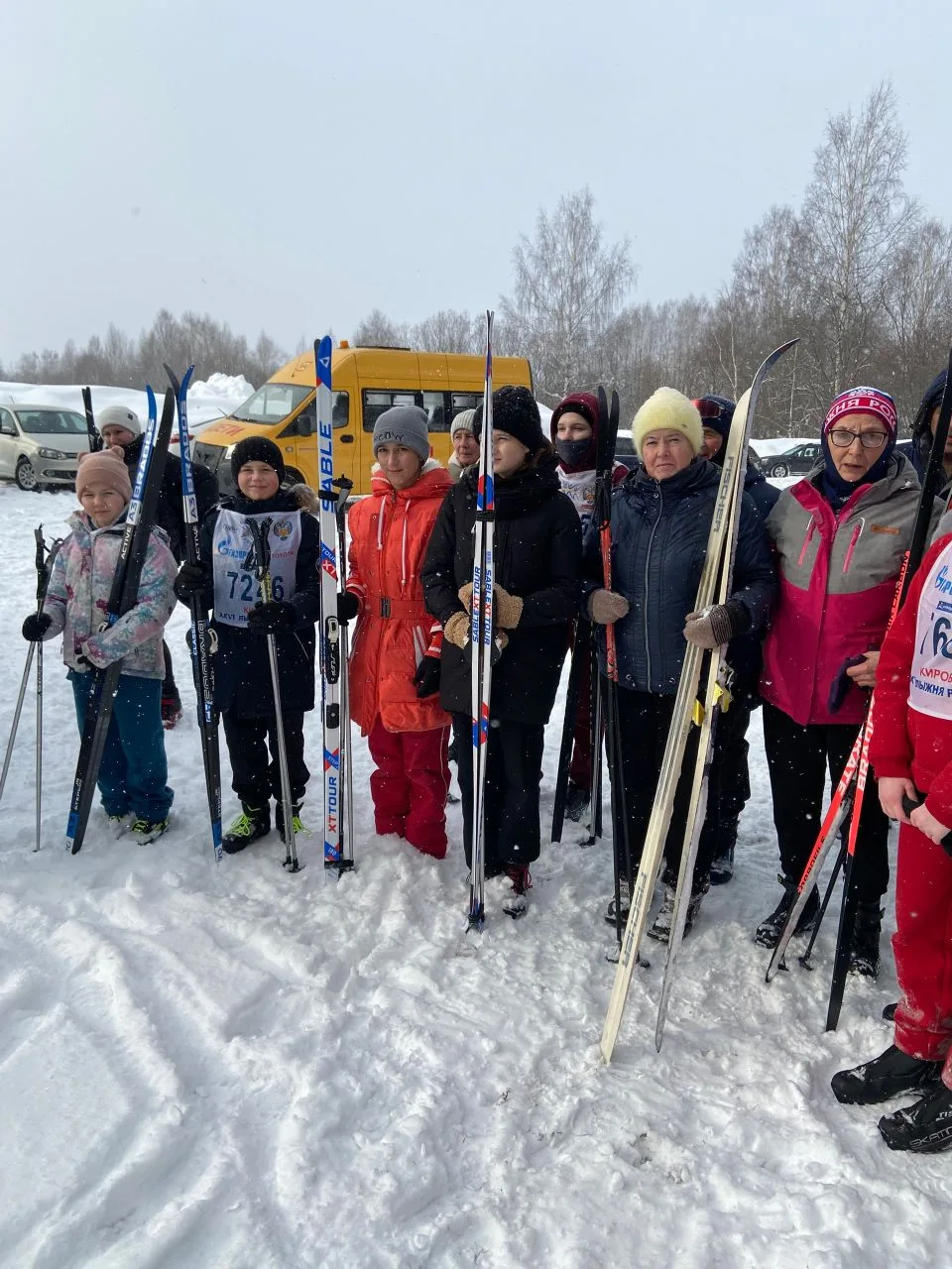Сегодня команда нашей школы приняла участие в лыжных гонках на Кубок СПК колхоза «Рассв...